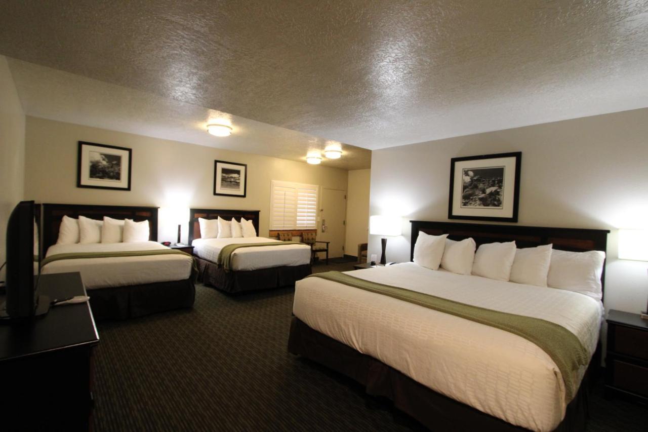 Dinosaur Inn & Suites Vernal Eksteriør billede