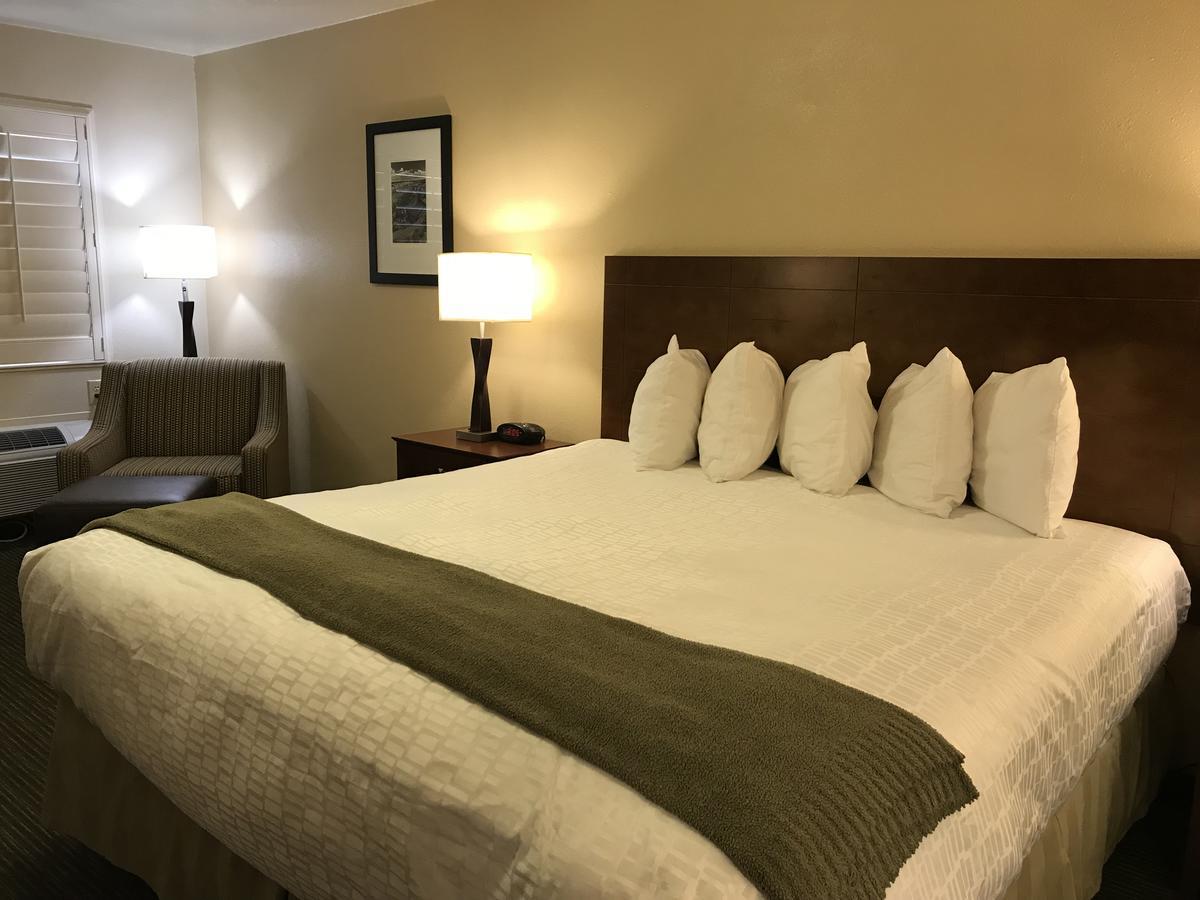 Dinosaur Inn & Suites Vernal Eksteriør billede